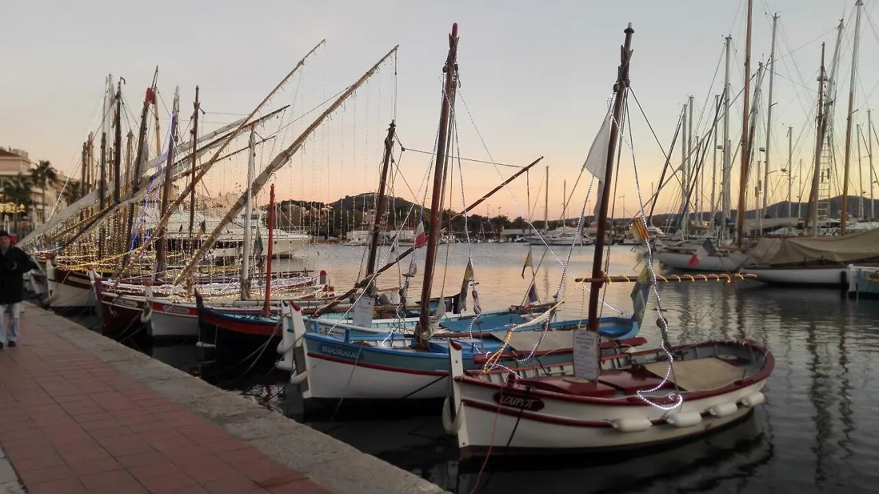 StellaHome - La petite cour Sanary-sur-Mer Appartement