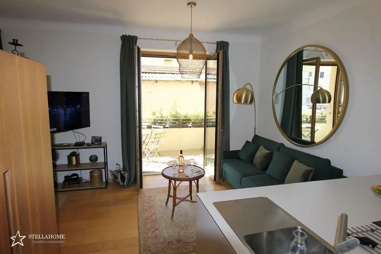 StellaHome - La petite cour Sanary-sur-Mer France