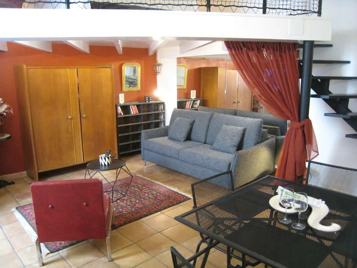 StellaHome - La petite cour Sanary-sur-Mer France